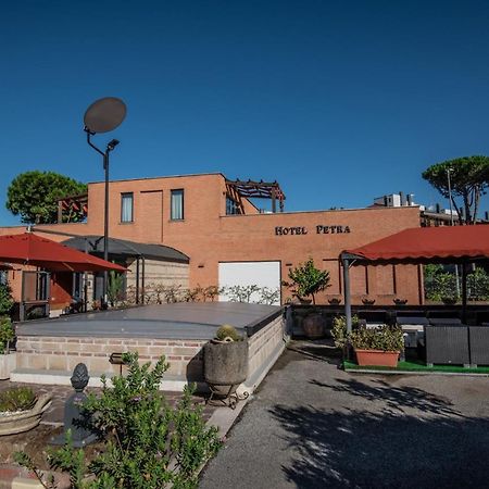 Hotel Petra Rzym Zewnętrze zdjęcie