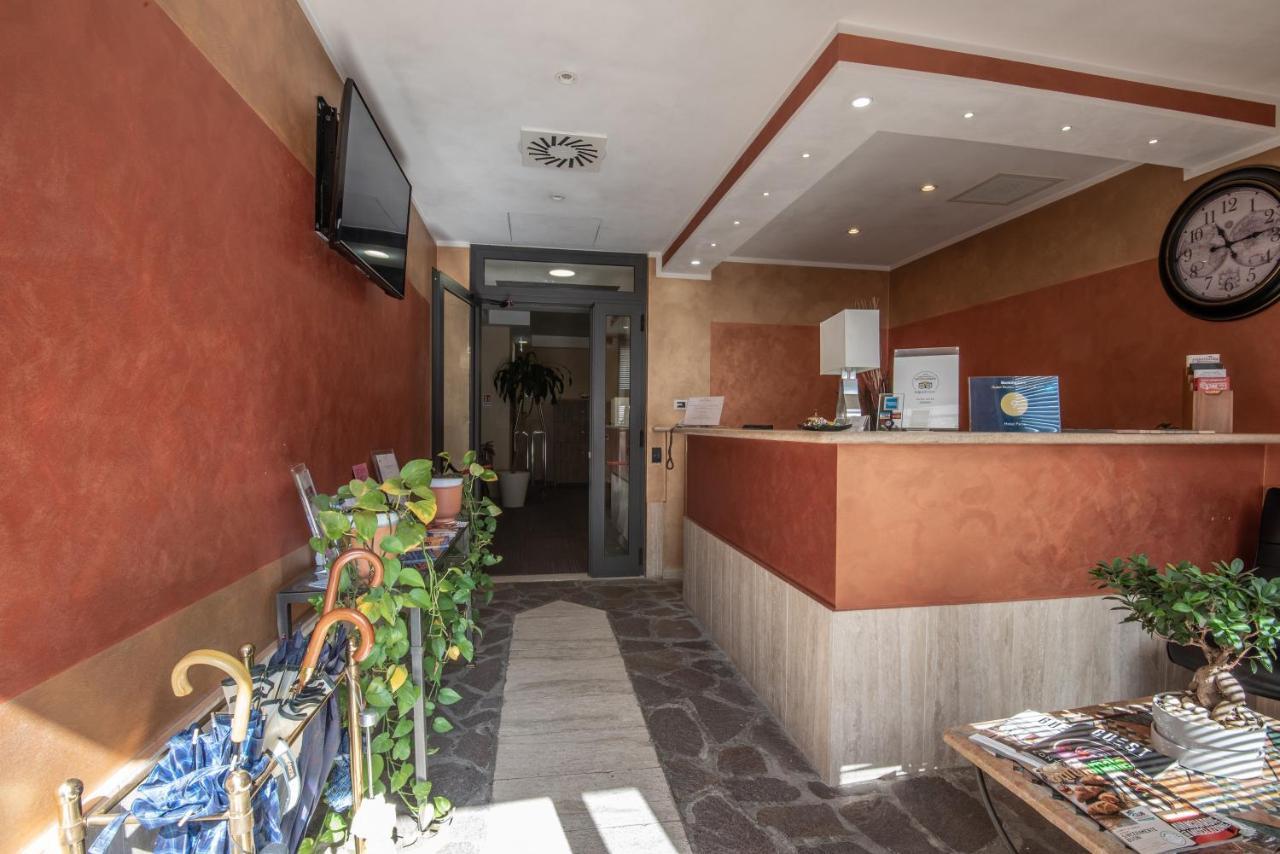 Hotel Petra Rzym Zewnętrze zdjęcie