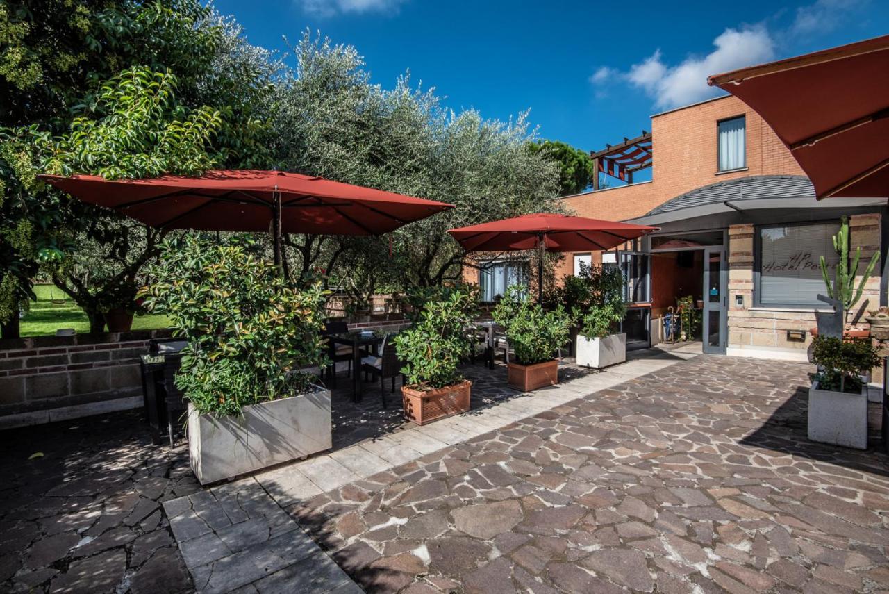 Hotel Petra Rzym Zewnętrze zdjęcie