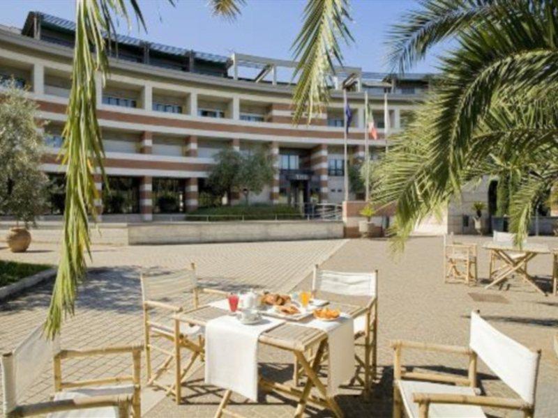 Hotel Petra Rzym Zewnętrze zdjęcie